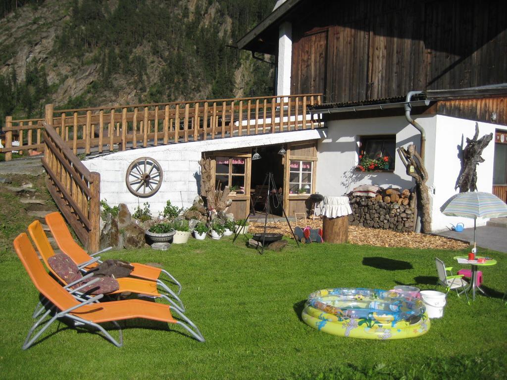 Ferienwohnung Landsitz im Reitle Längenfeld Exterior foto